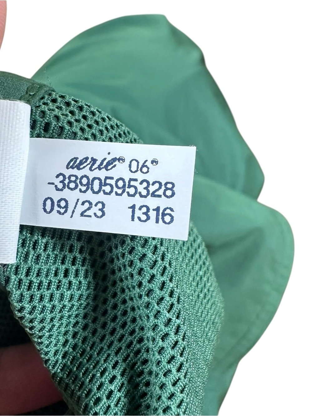 Aerie OFFLINE Burst A Move Y2K Cargo Parachute Pants Green Trendy Gorpcore S - Picture 14 of 14